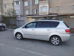 Сүрөт унаа Toyota Avensis Verso