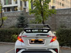 Сүрөт унаа Toyota C-HR