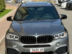 Photo of the vehicle BMW X5