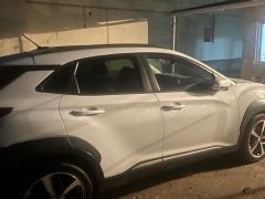 Сүрөт унаа Hyundai Kona