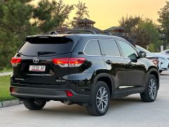 Сүрөт унаа Toyota Highlander