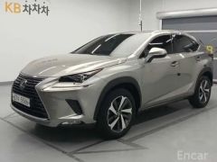 Фото авто Lexus NX