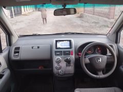 Фото авто Honda Mobilio