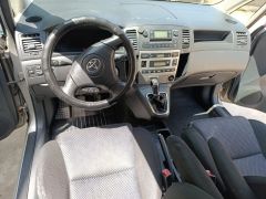 Сүрөт унаа Toyota Corolla Verso