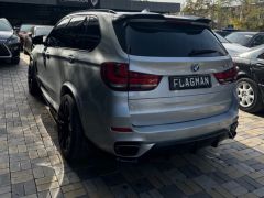 Photo of the vehicle BMW X5