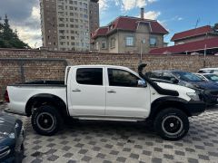 Фото авто Toyota Hilux