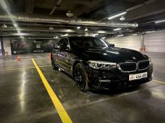 Photo of the vehicle BMW 5 Series