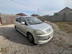 Фото авто Toyota Ipsum