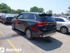 Сүрөт унаа Mitsubishi Outlander