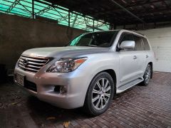 Сүрөт унаа Lexus LX