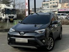 Сүрөт унаа Toyota RAV4