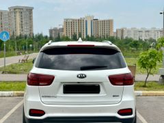 Сүрөт унаа Kia Sorento