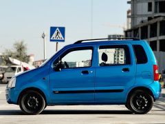 Фото авто Suzuki Wagon R+