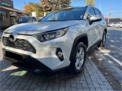 Сүрөт унаа Toyota RAV4