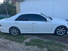 Photo of the vehicle Toyota Crown