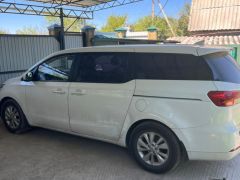 Фото авто Kia Carnival