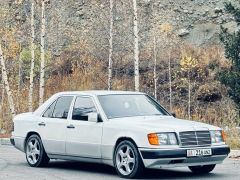 Фото авто Mercedes-Benz W124