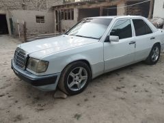 Фото авто Mercedes-Benz W124