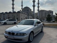 Фото авто BMW 5 серии