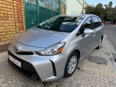 Фото авто Toyota Prius v (+)