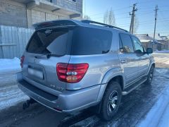 Сүрөт унаа Toyota Sequoia