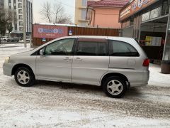 Photo of the vehicle Nissan Liberty