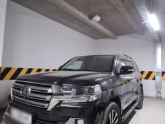 Фото авто Toyota Land Cruiser