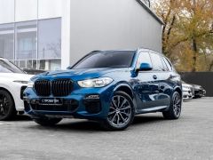 Photo of the vehicle BMW X5