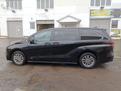 Фото авто Toyota Sienna