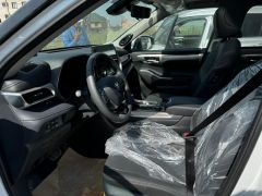 Photo of the vehicle Toyota Highlander