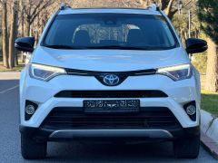 Сүрөт унаа Toyota RAV4