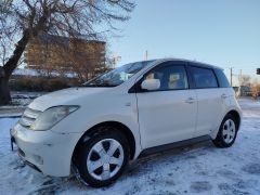 Photo of the vehicle Toyota Ist