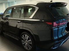 Photo of the vehicle Lexus LX