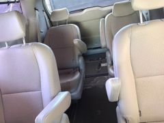 Photo of the vehicle Kia Carnival