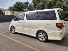 Сүрөт унаа Toyota Alphard