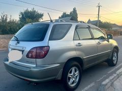 Фото авто Toyota Harrier