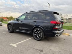 Сүрөт унаа BMW X7