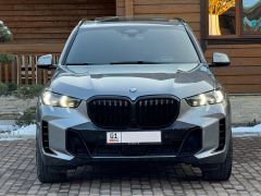 Photo of the vehicle BMW X5