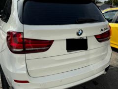 Photo of the vehicle BMW X5