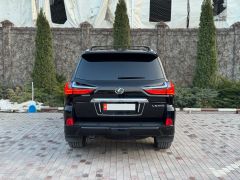 Photo of the vehicle Lexus LX