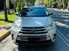 Сүрөт унаа Toyota Highlander