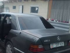 Сүрөт унаа Mercedes-Benz W124