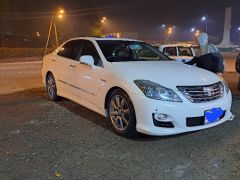 Фото авто Toyota Crown