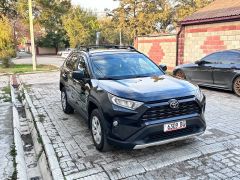 Сүрөт унаа Toyota RAV4