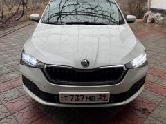 Фото авто Skoda Rapid