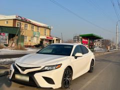 Photo of the vehicle Toyota Camry