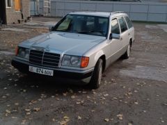 Фото авто Mercedes-Benz W124