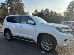 Photo of the vehicle Toyota Land Cruiser Prado