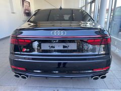 Сүрөт унаа Audi S8