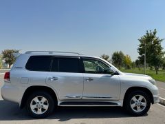 Сүрөт унаа Toyota Land Cruiser